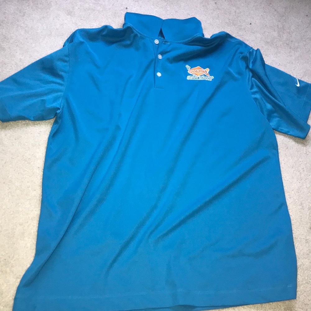 Goldfish collard T-shirt